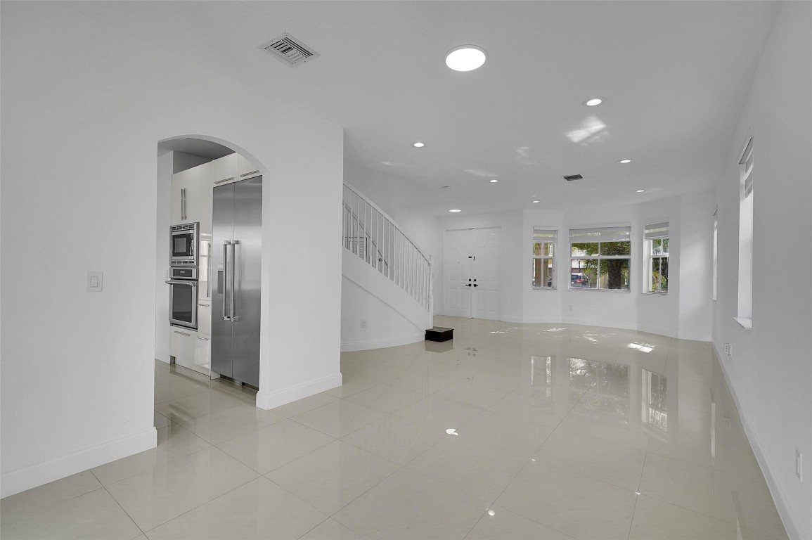 RIVIERA ISLES II - Residential