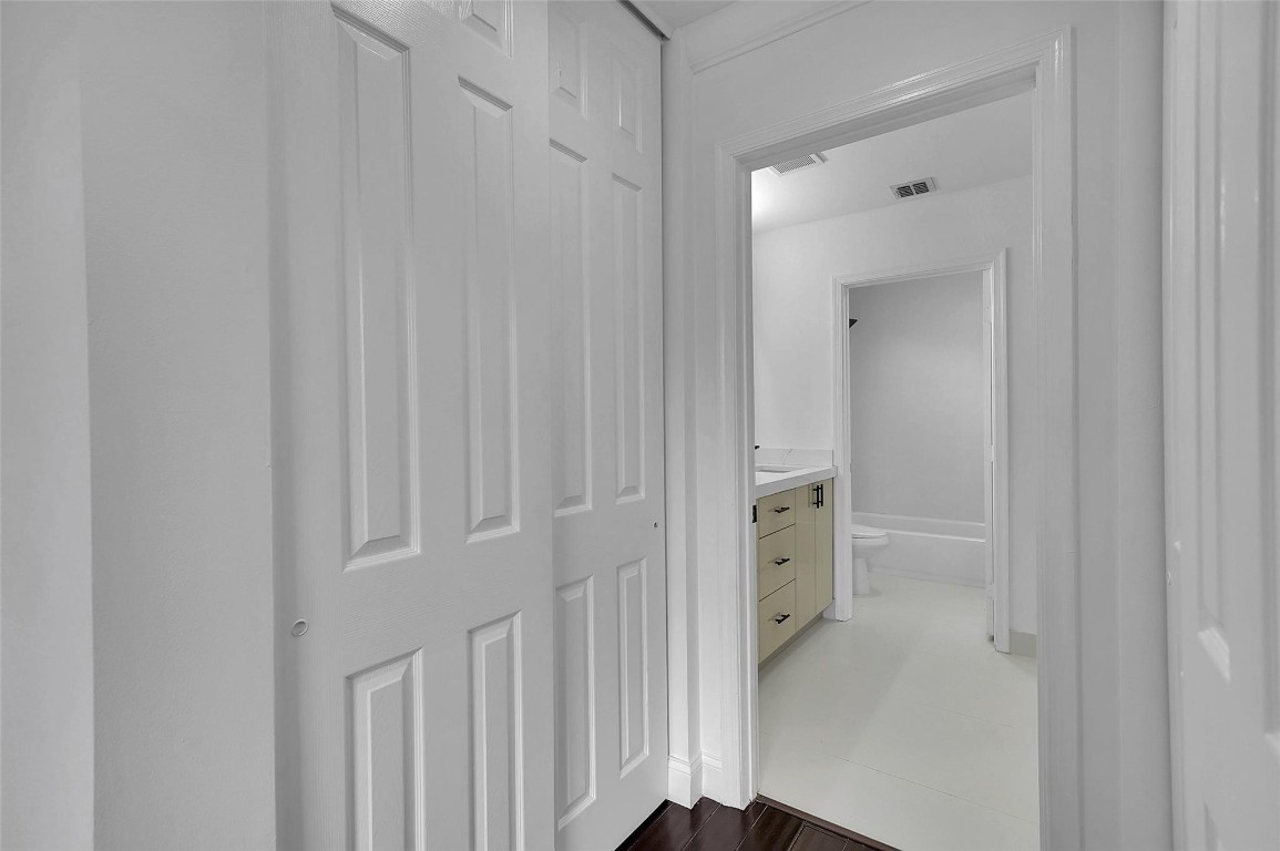 RIVIERA ISLES II - Residential