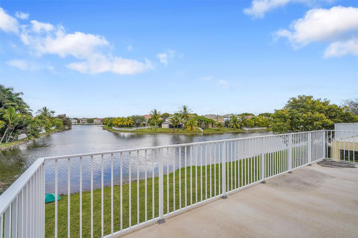 RIVIERA ISLES II - Residential