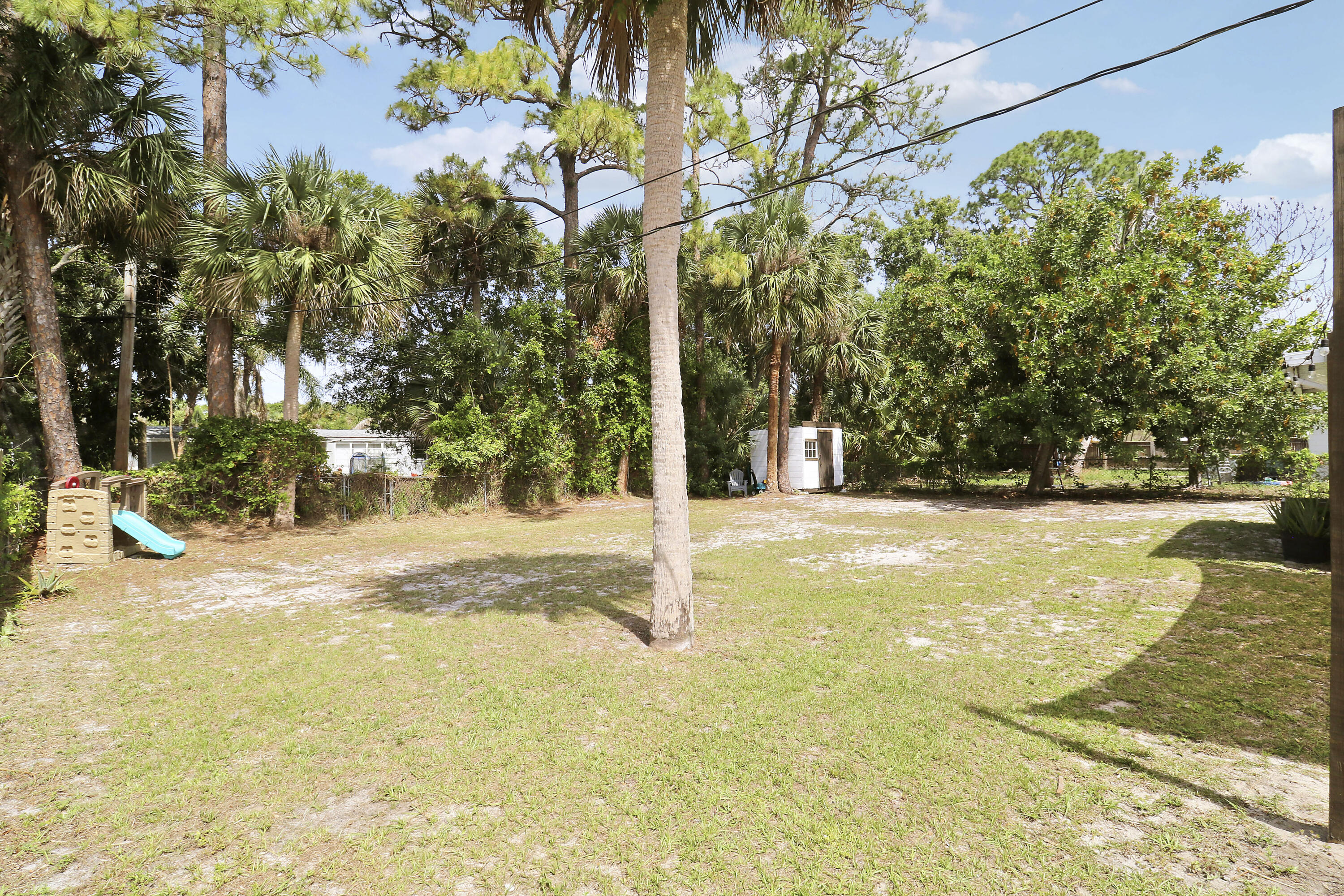 ROSEWOOD SCHOOL SUBDIVISION - Residential