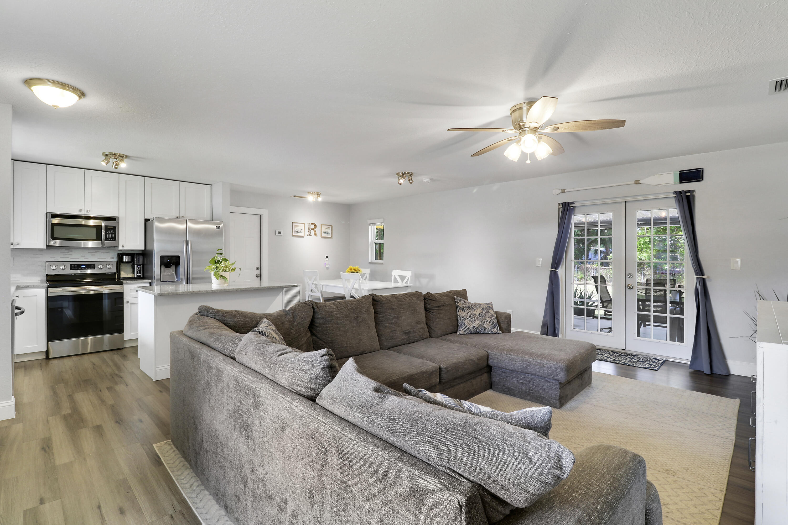 ROSEWOOD SCHOOL SUBDIVISION - Residential