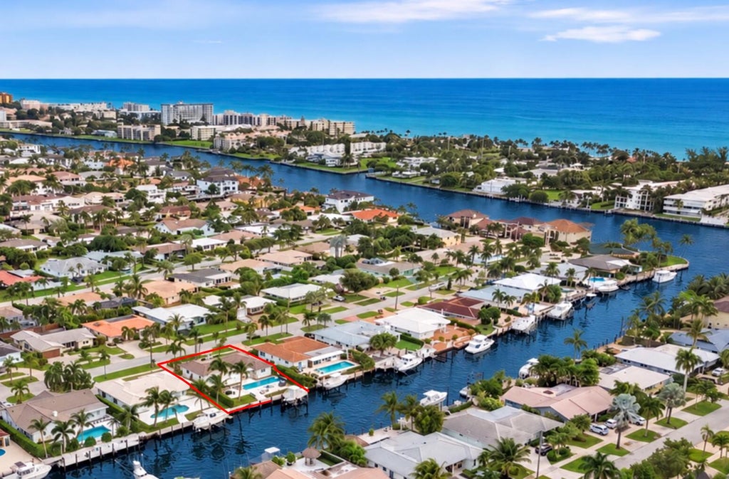 Photo of 1440 SE 14th Drive, Deerfield Beach, FL 33441 (MLS # B26091749)
