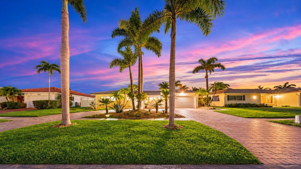 Photo of 1440 SE 14th Drive, Deerfield Beach, FL 33441 (MLS # B26091749)