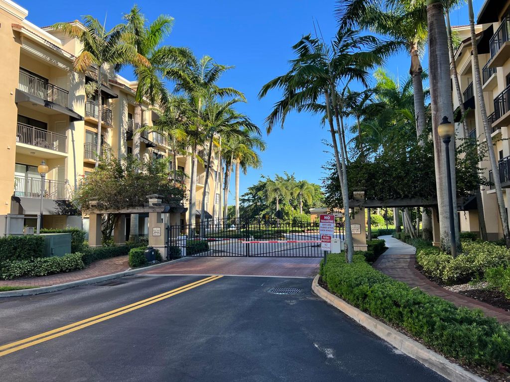 Photo of 4903 Midtown Lane #3421, Palm Beach Gardens, FL 33418 (MLS # R10939669)
