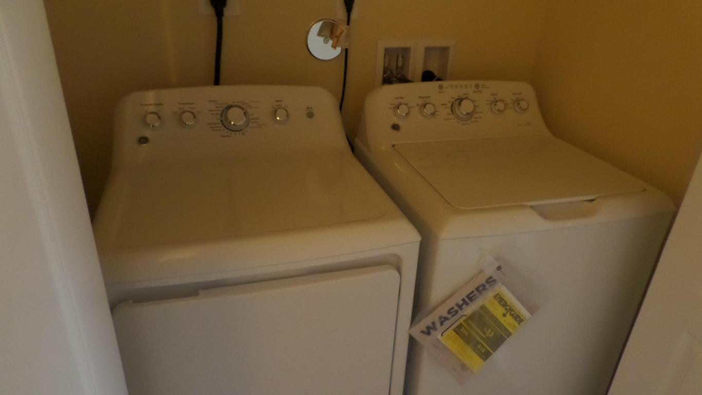 TOWN PARC AT MIRALAGO - Residential Lease