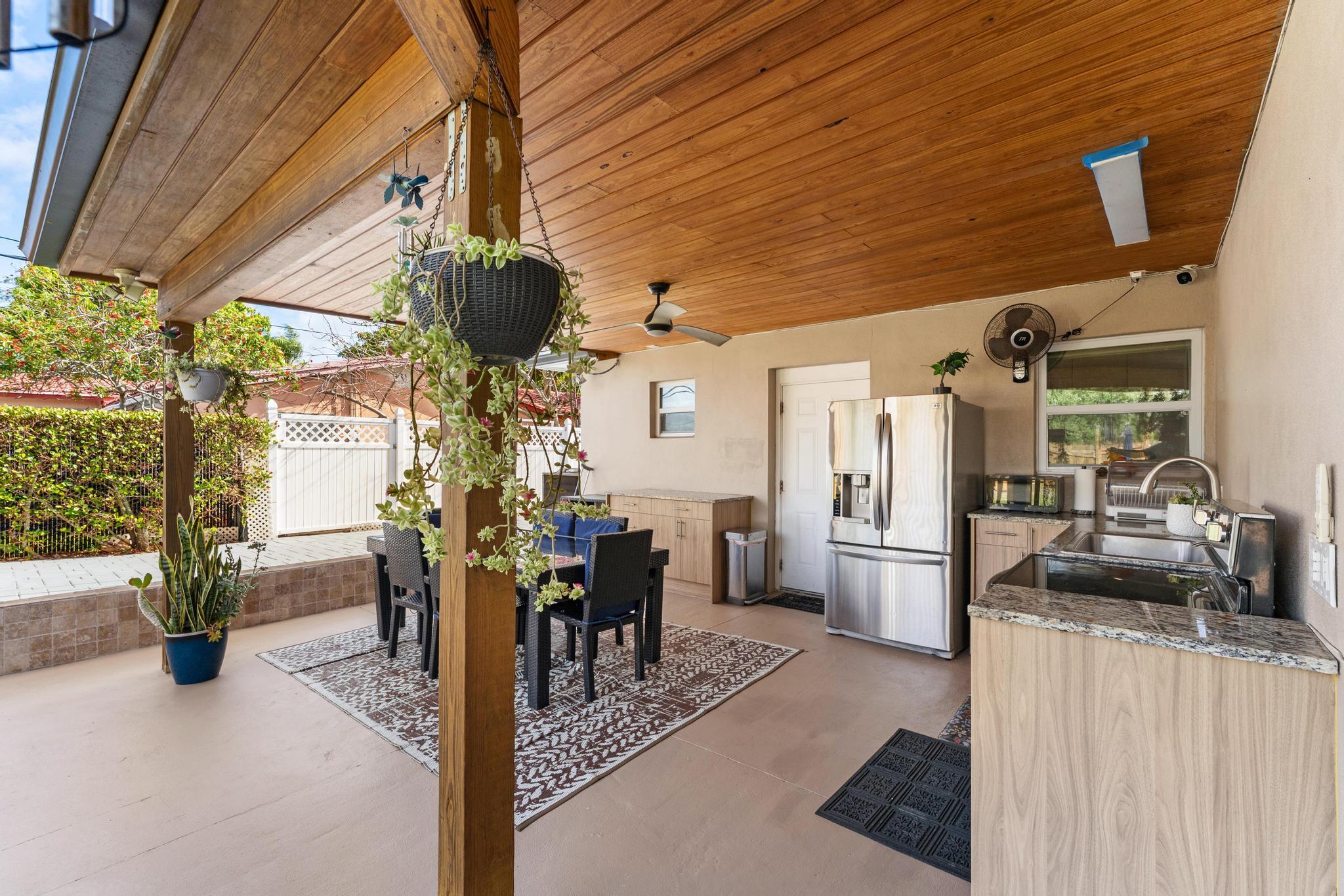 LAKE CLARKE NORTH - Residential