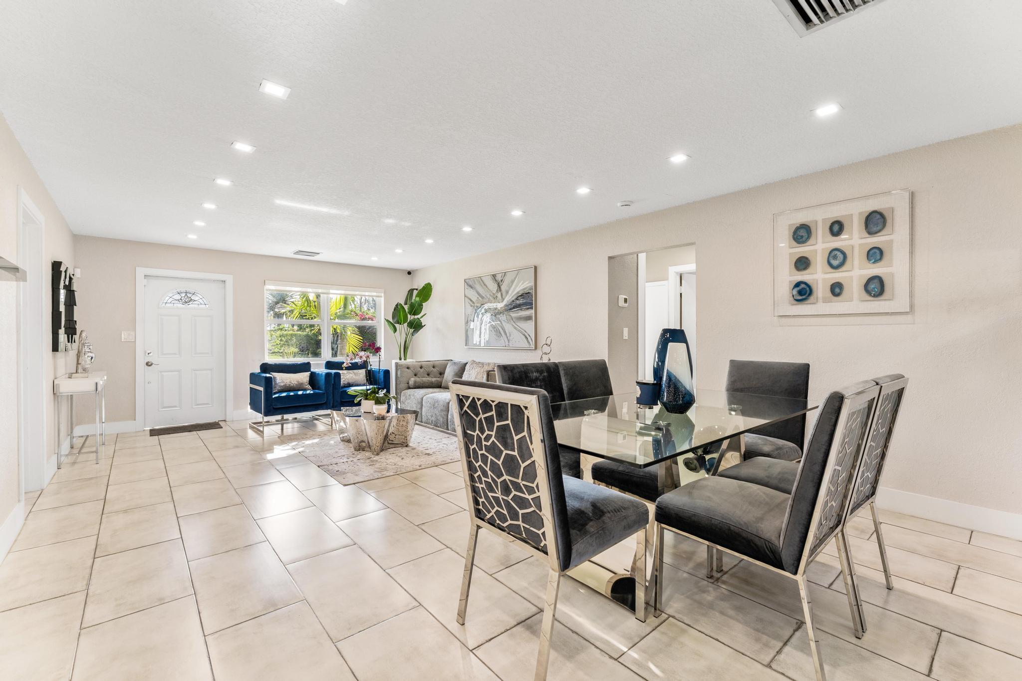 LAKE CLARKE NORTH - Residential