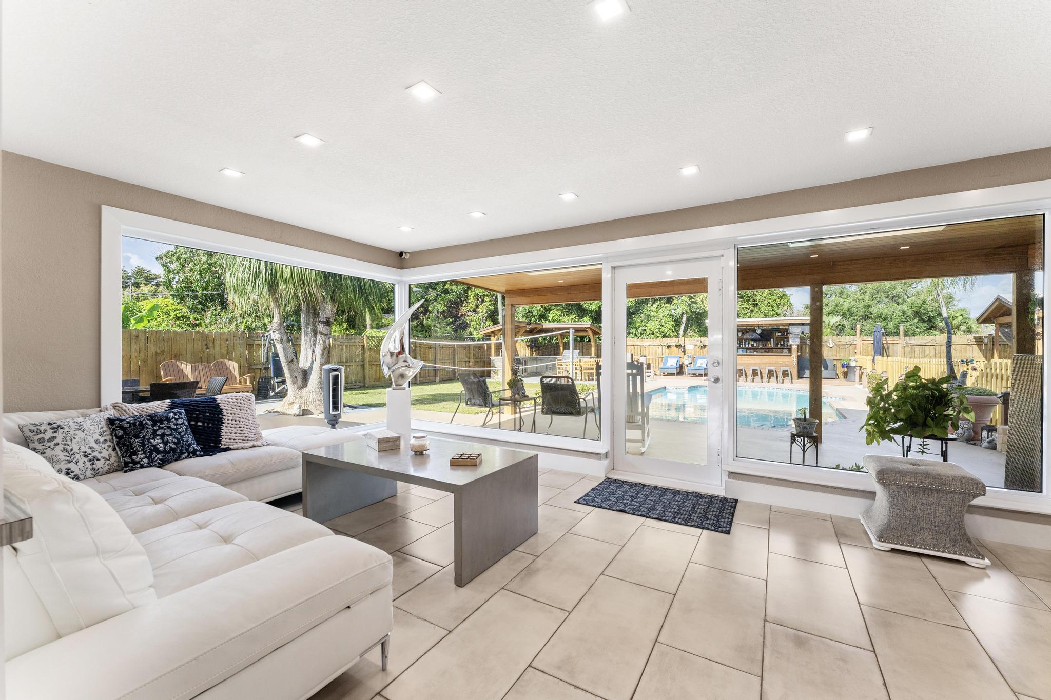 LAKE CLARKE NORTH - Residential