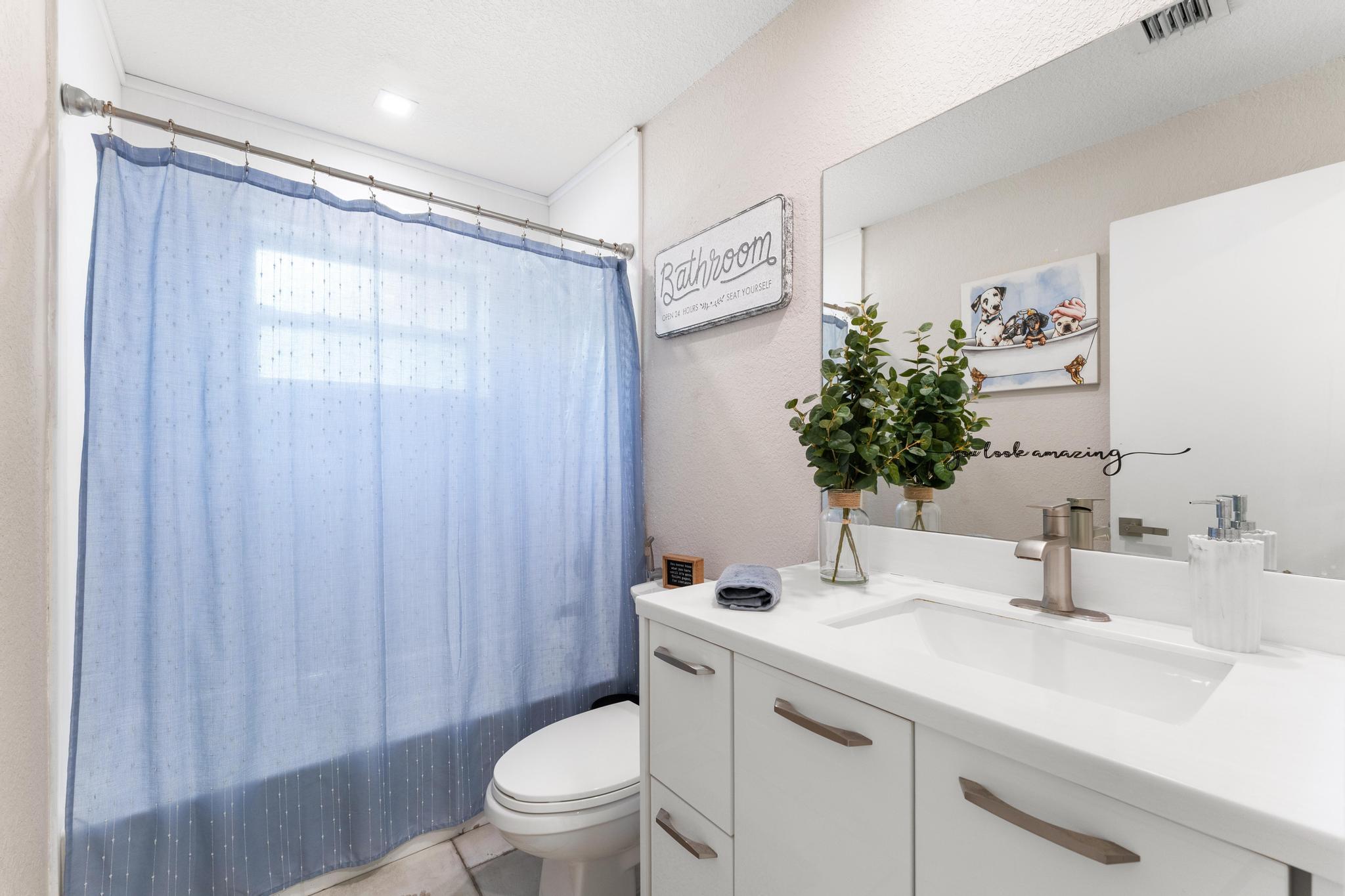 LAKE CLARKE NORTH - Residential