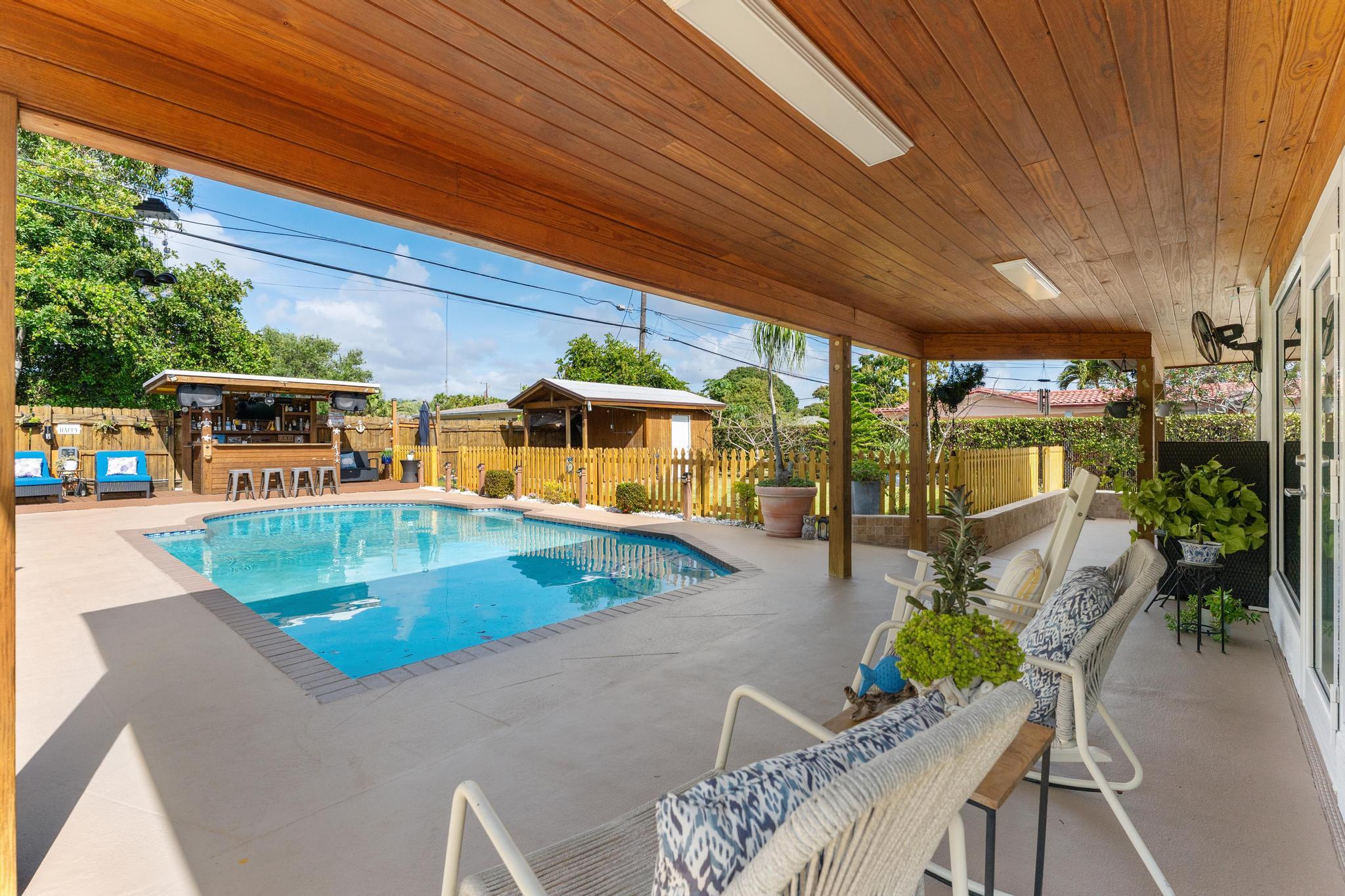 LAKE CLARKE NORTH - Residential