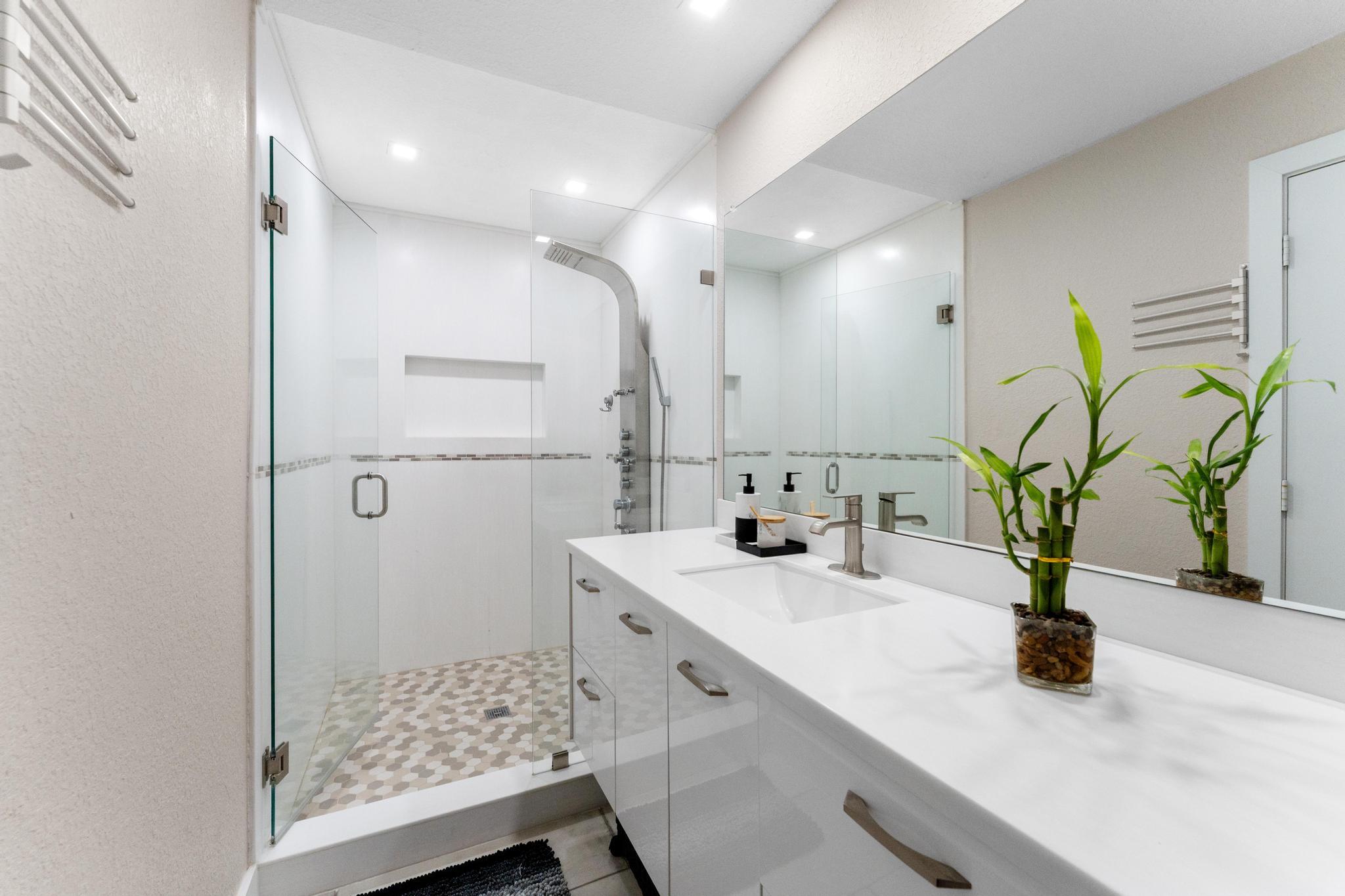 LAKE CLARKE NORTH - Residential