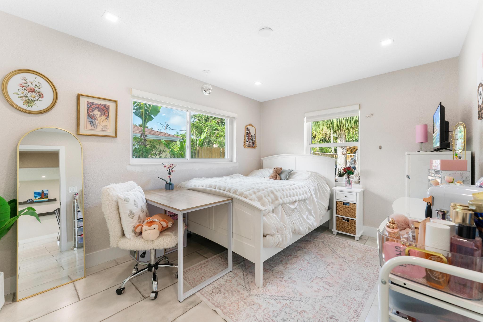 LAKE CLARKE NORTH - Residential