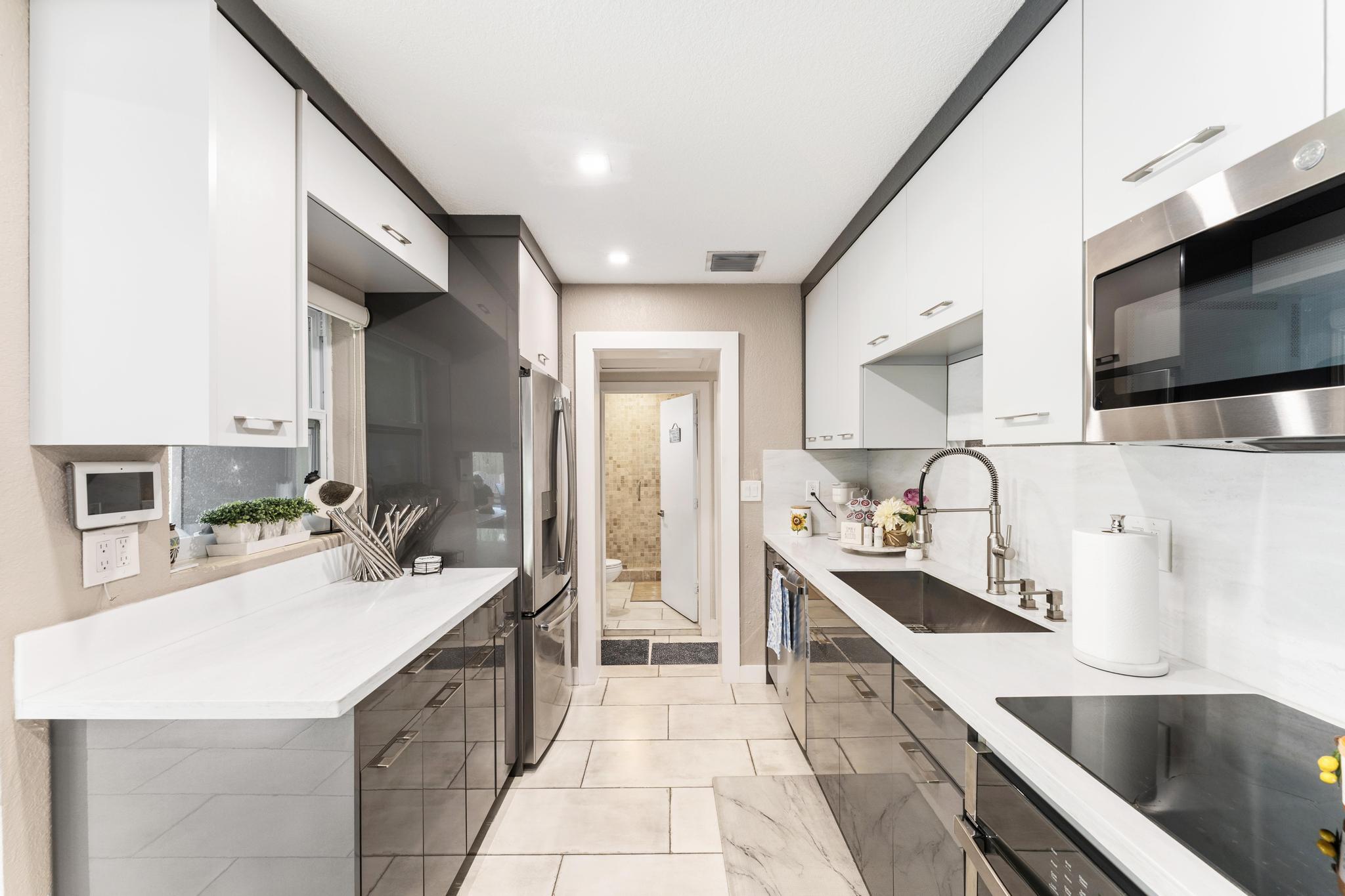 LAKE CLARKE NORTH - Residential