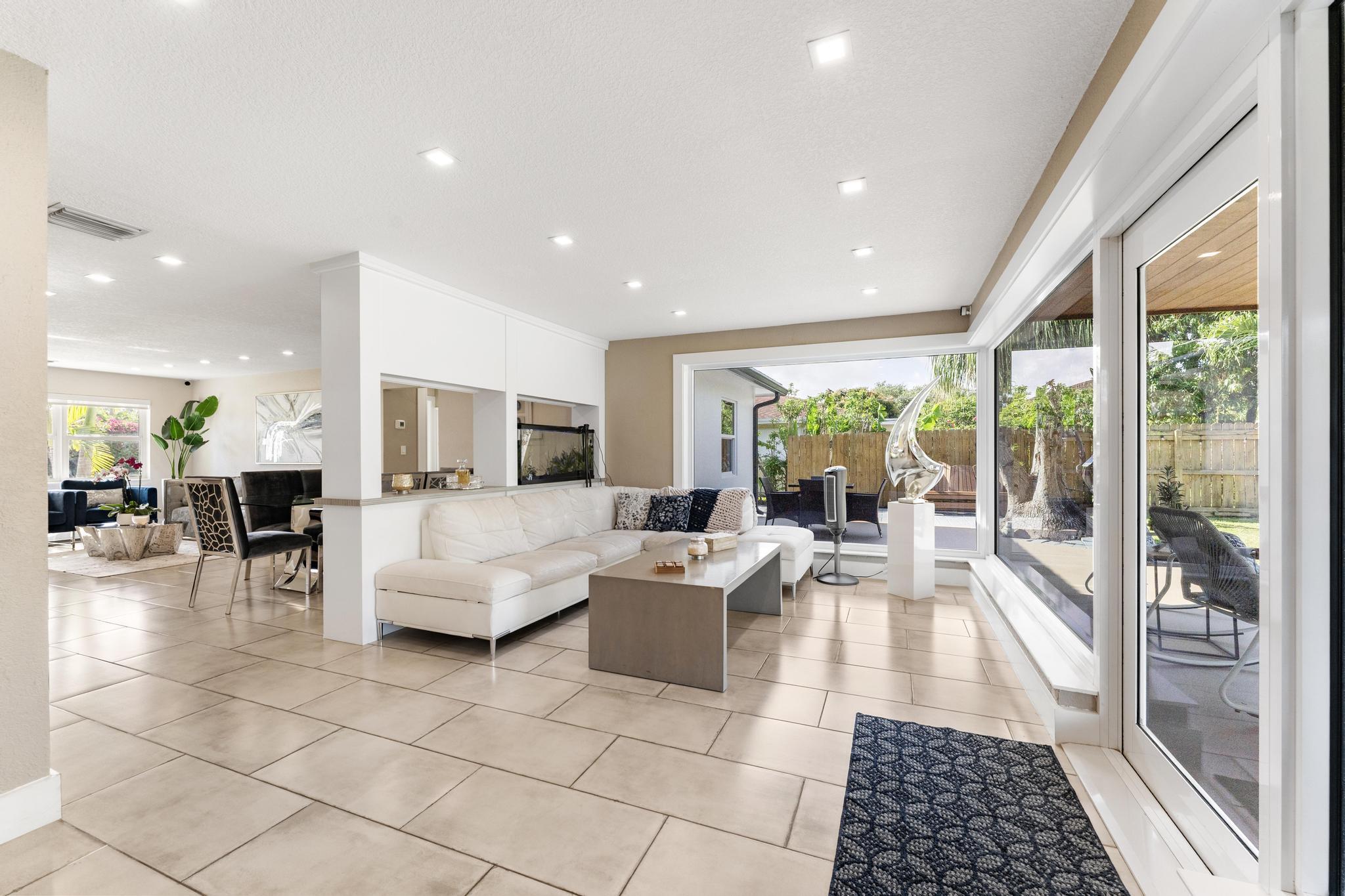 LAKE CLARKE NORTH - Residential