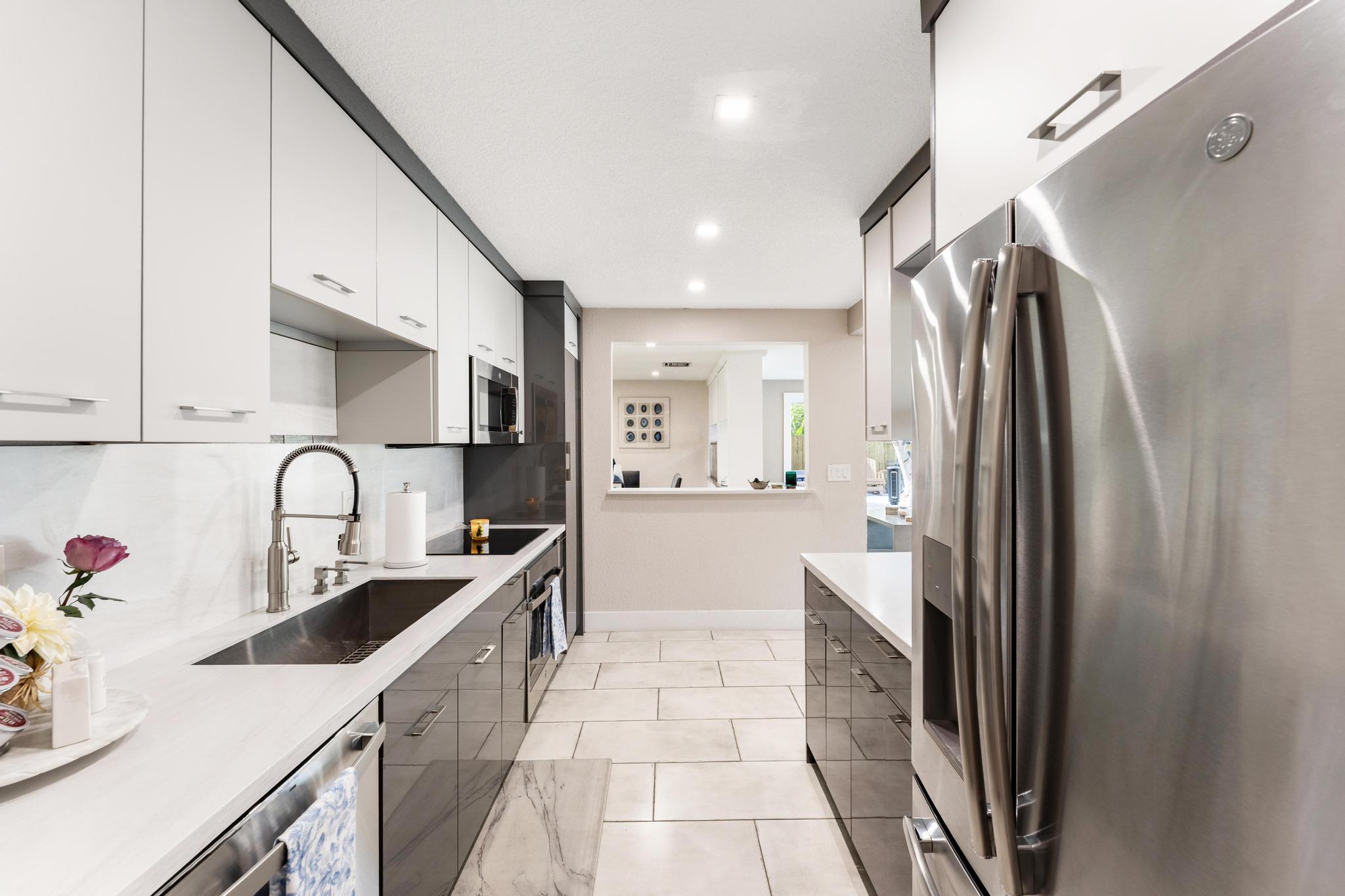 LAKE CLARKE NORTH - Residential