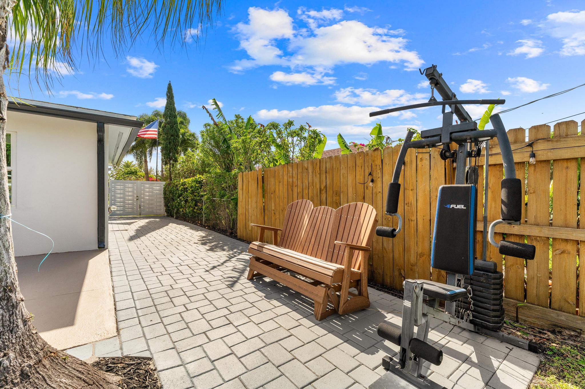 LAKE CLARKE NORTH - Residential