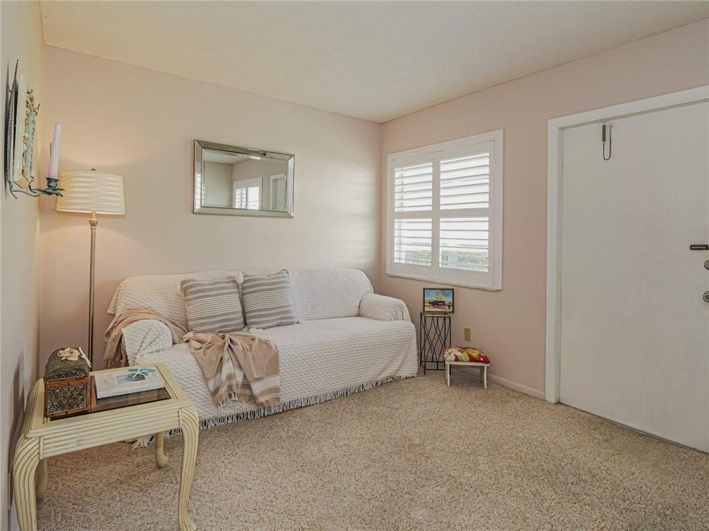 VISTA ROYALE PHASE IV BLDGS 83-111 - Residential