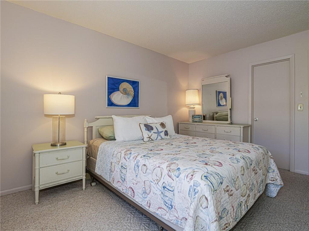 VISTA ROYALE PHASE IV BLDGS 83-111 - Residential
