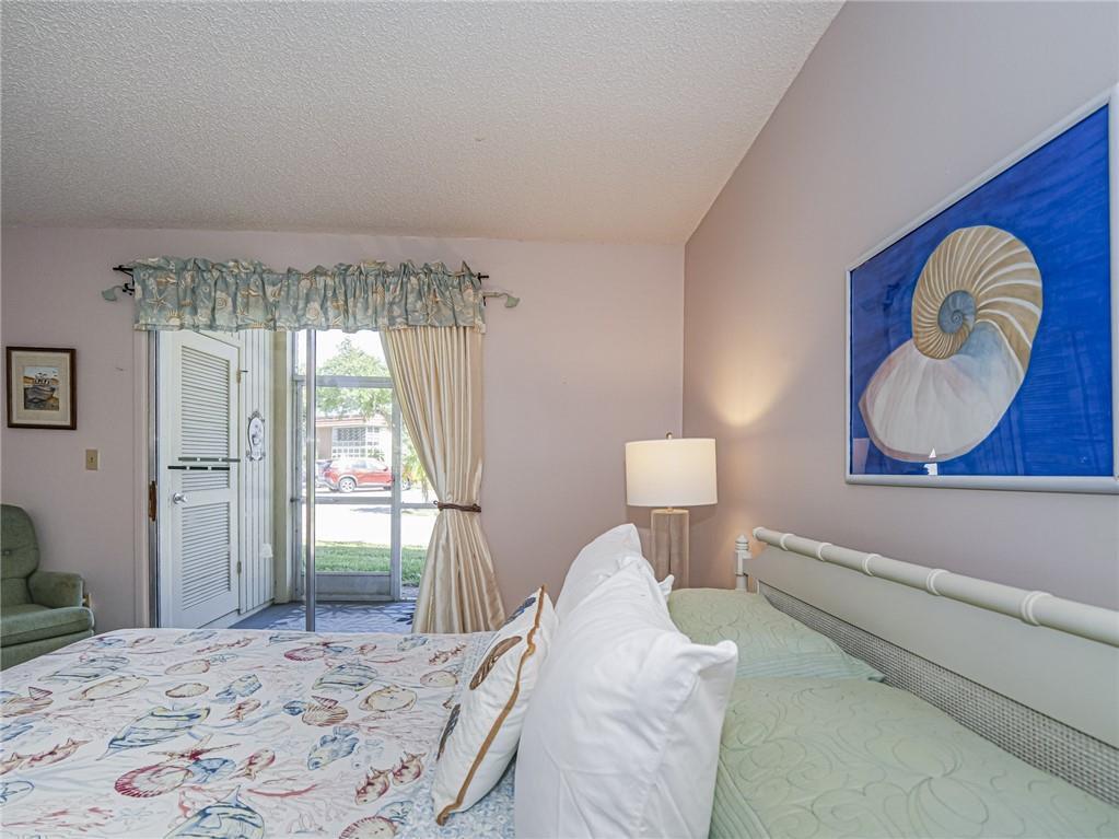 VISTA ROYALE PHASE IV BLDGS 83-111 - Residential