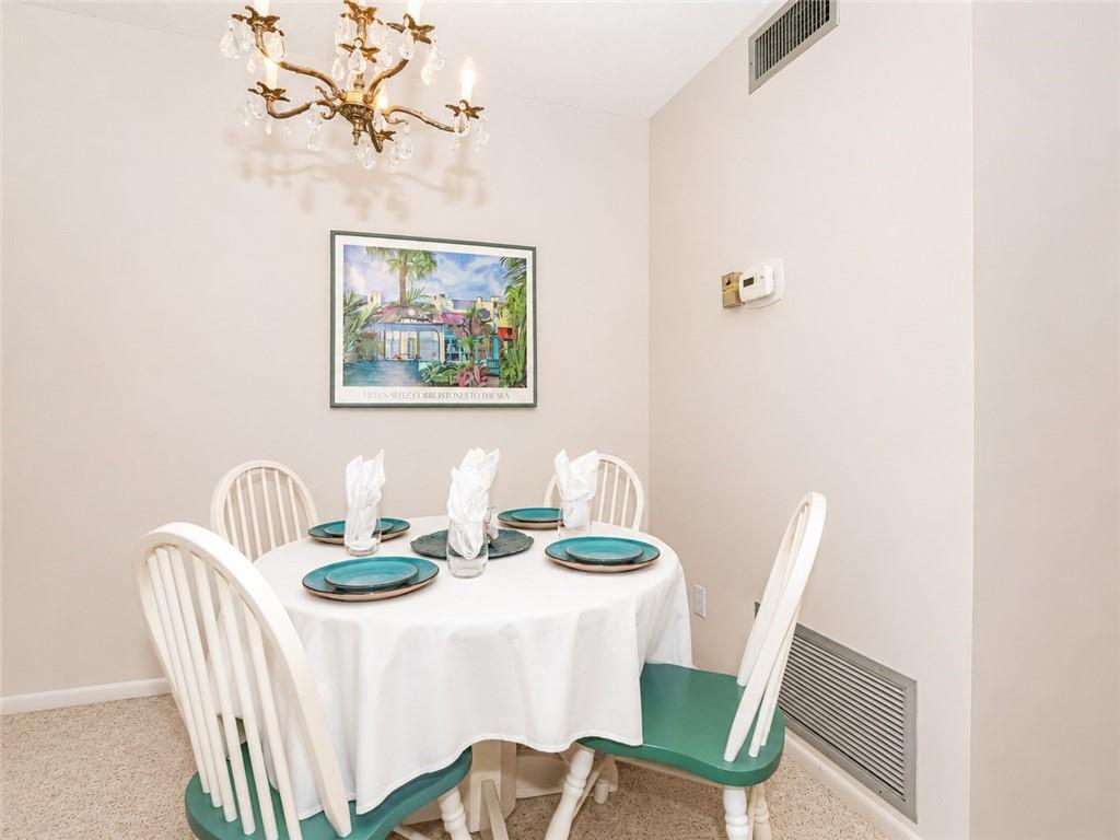 VISTA ROYALE PHASE IV BLDGS 83-111 - Residential