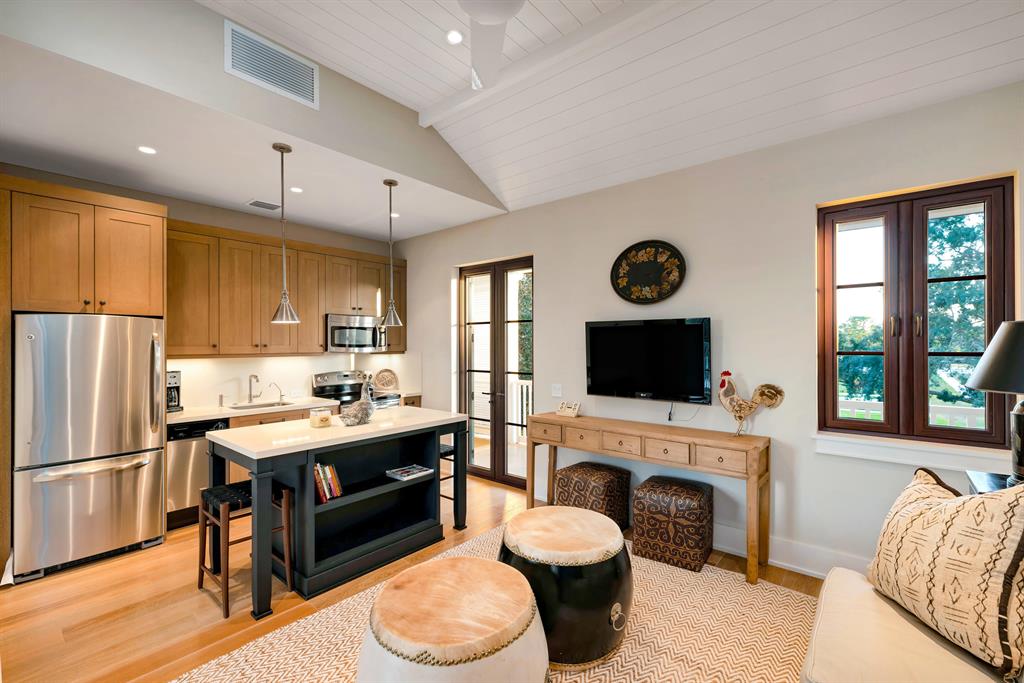 RANCH COLONY - Residential