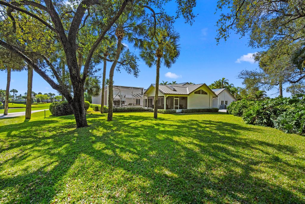 Photo of 4655 Cherry Laurel Lane, Delray Beach, FL 33445 (MLS # R11164109)