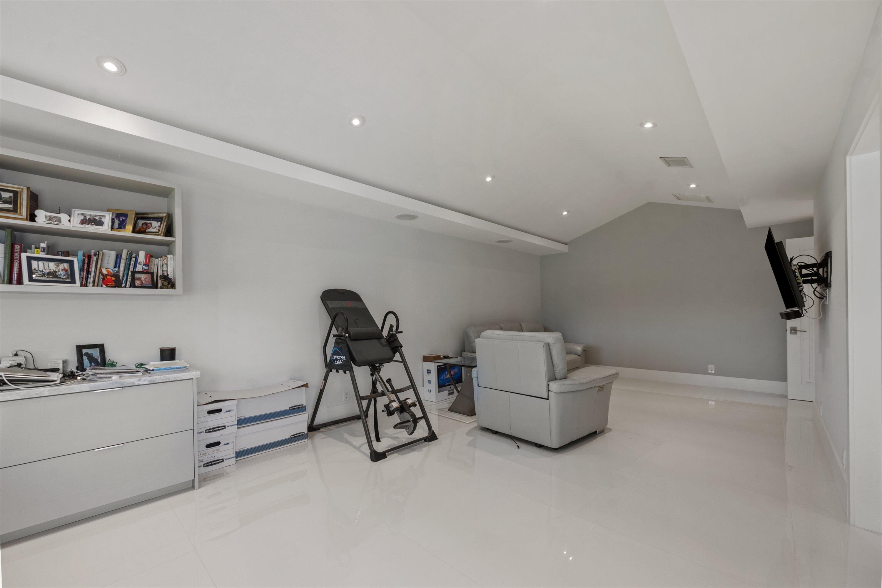 DEL-AIRE GOLF CLUB SECOND ADD - Residential