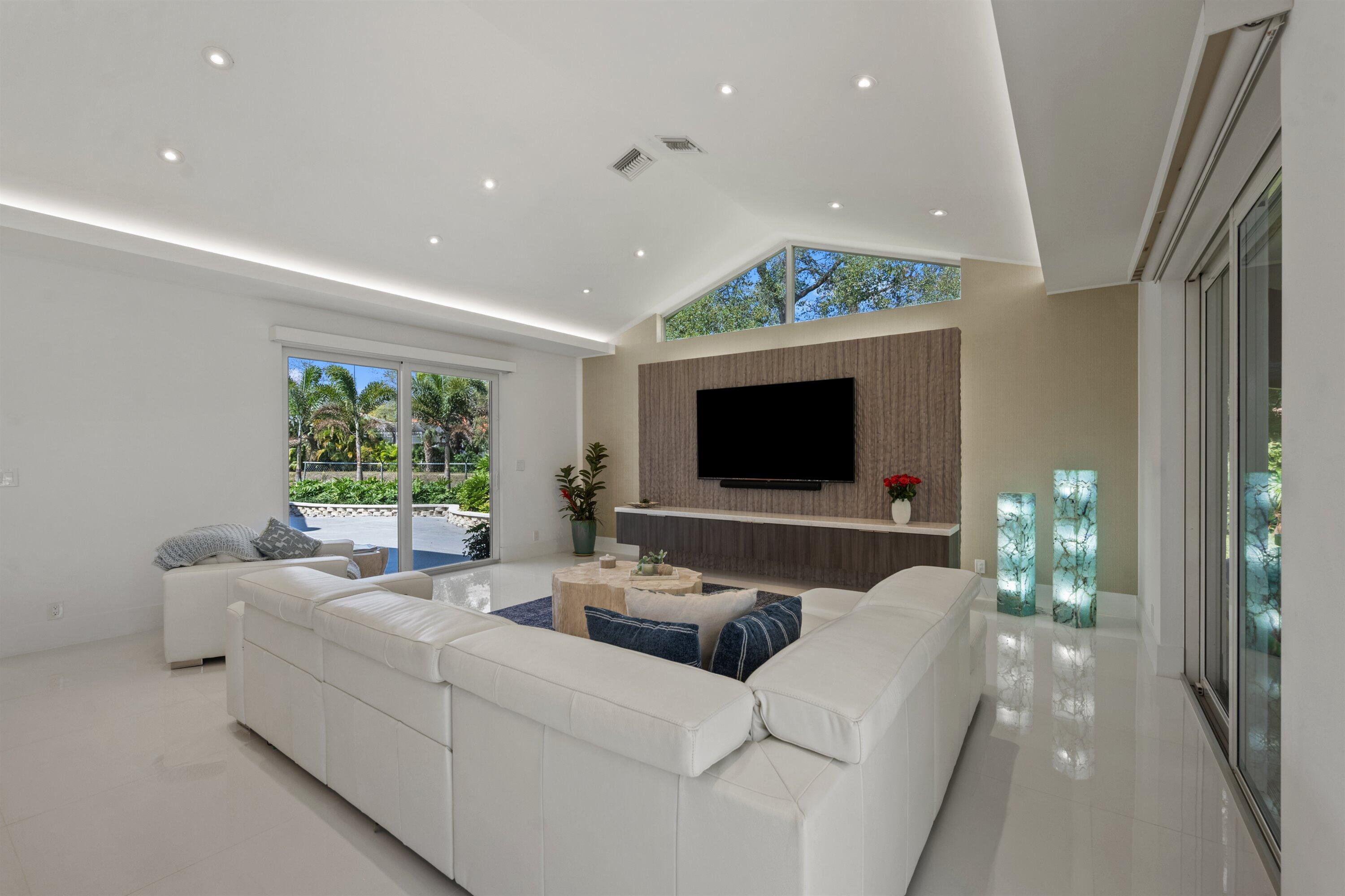 DEL-AIRE GOLF CLUB SECOND ADD - Residential