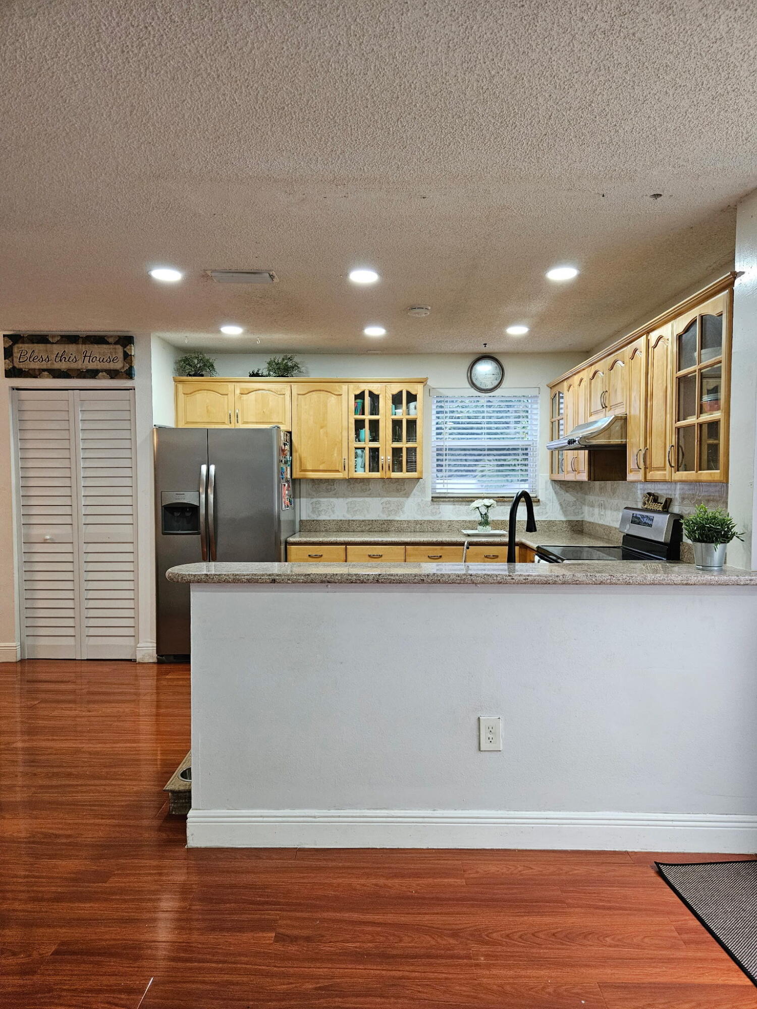 PEMBROKE LAKES SECTION EIGHT - Residential