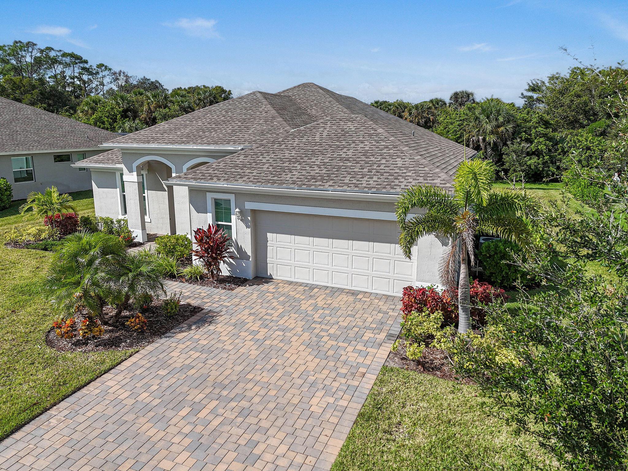 SUMMER LAKE NORTH SUBDIVI - Residential