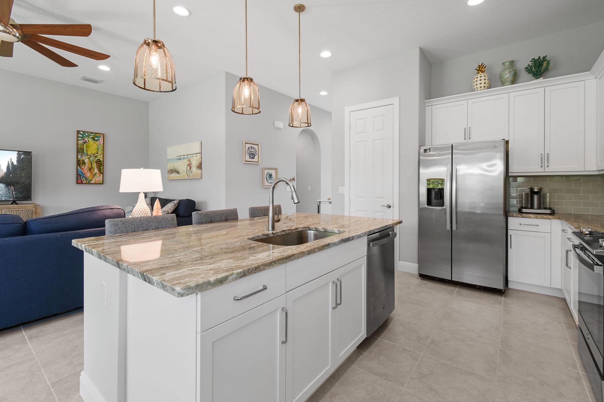 SUMMER LAKE NORTH SUBDIVI - Residential