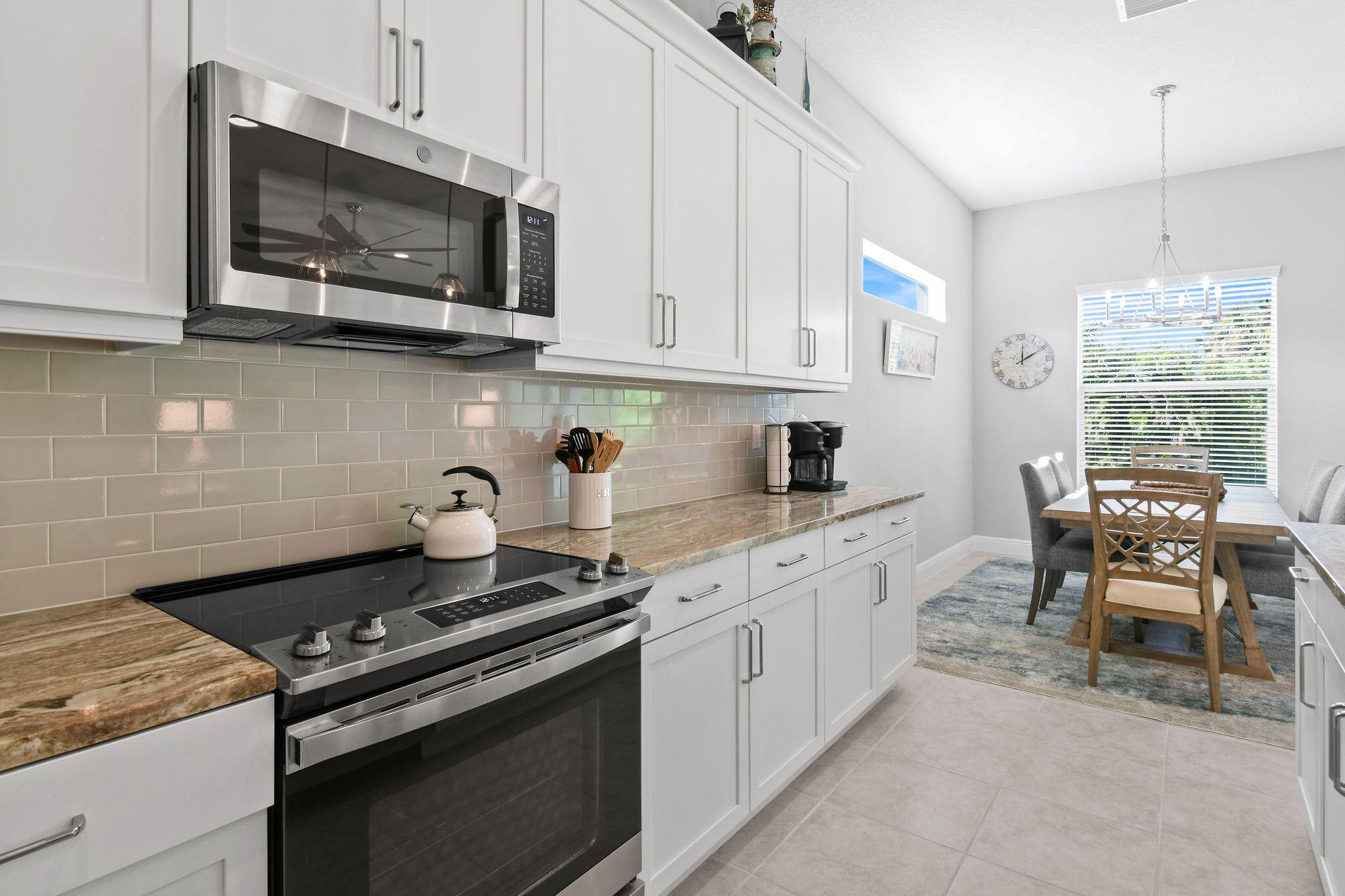 SUMMER LAKE NORTH SUBDIVI - Residential