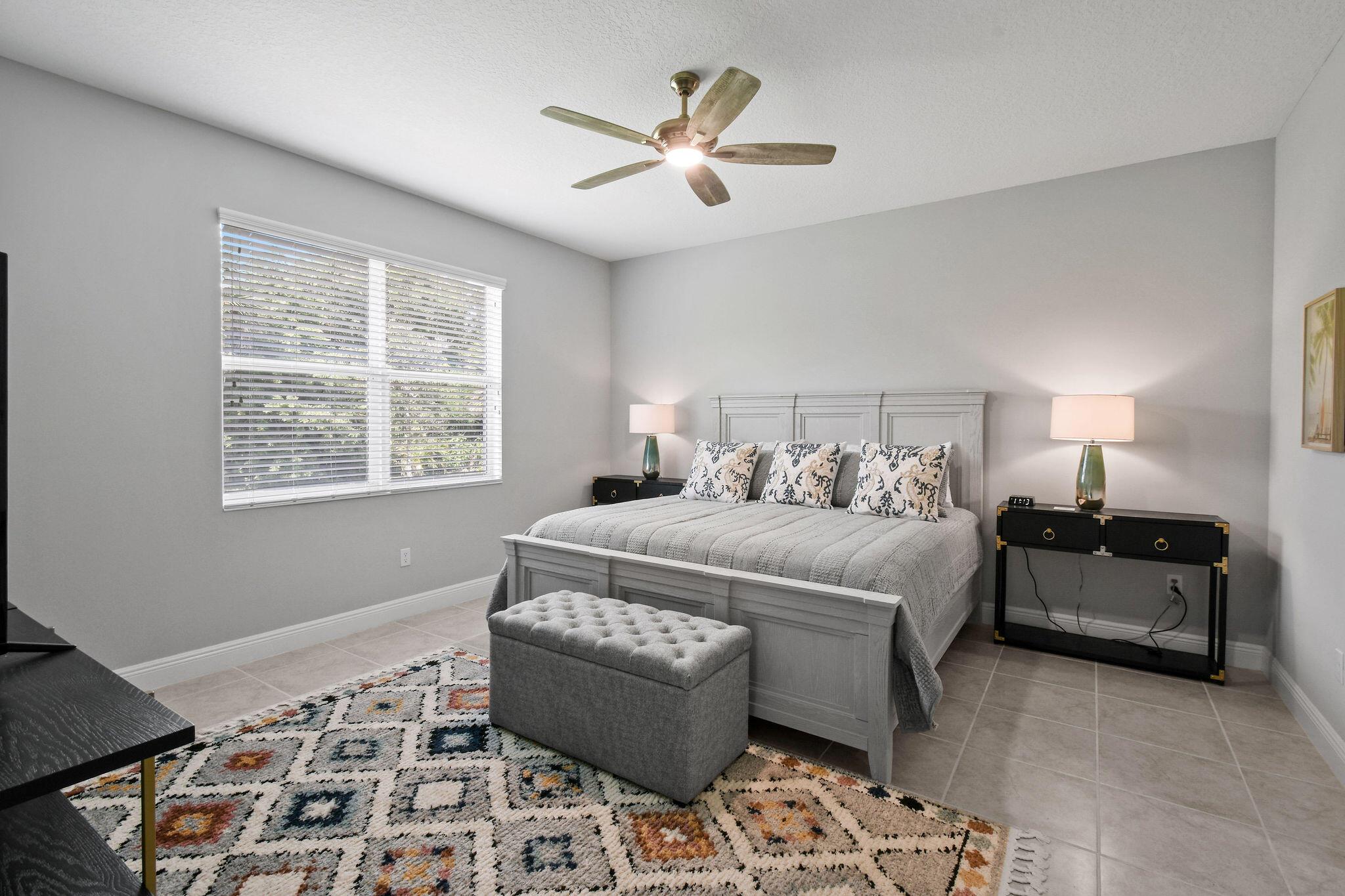 SUMMER LAKE NORTH SUBDIVI - Residential