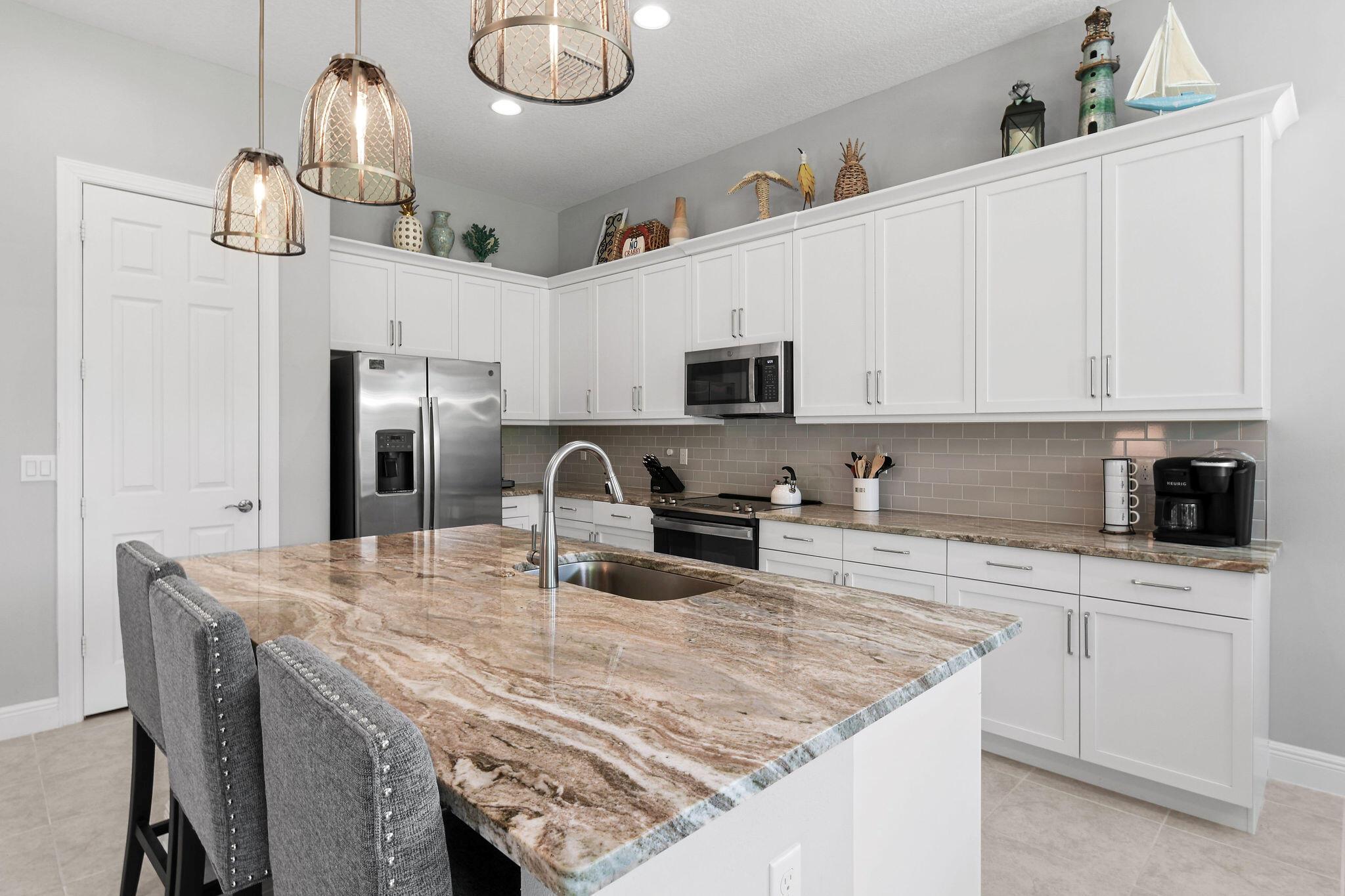 SUMMER LAKE NORTH SUBDIVI - Residential