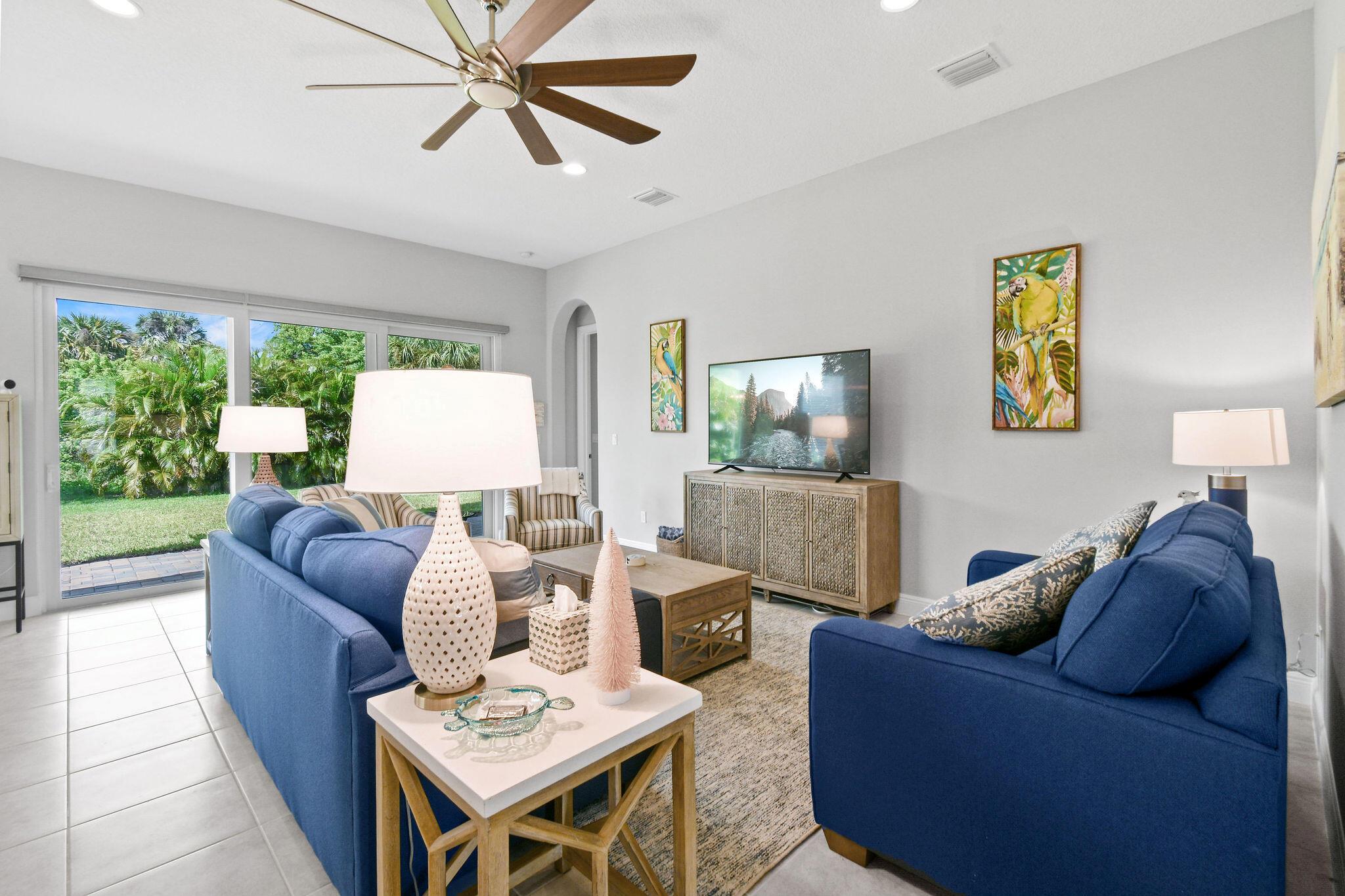 SUMMER LAKE NORTH SUBDIVI - Residential