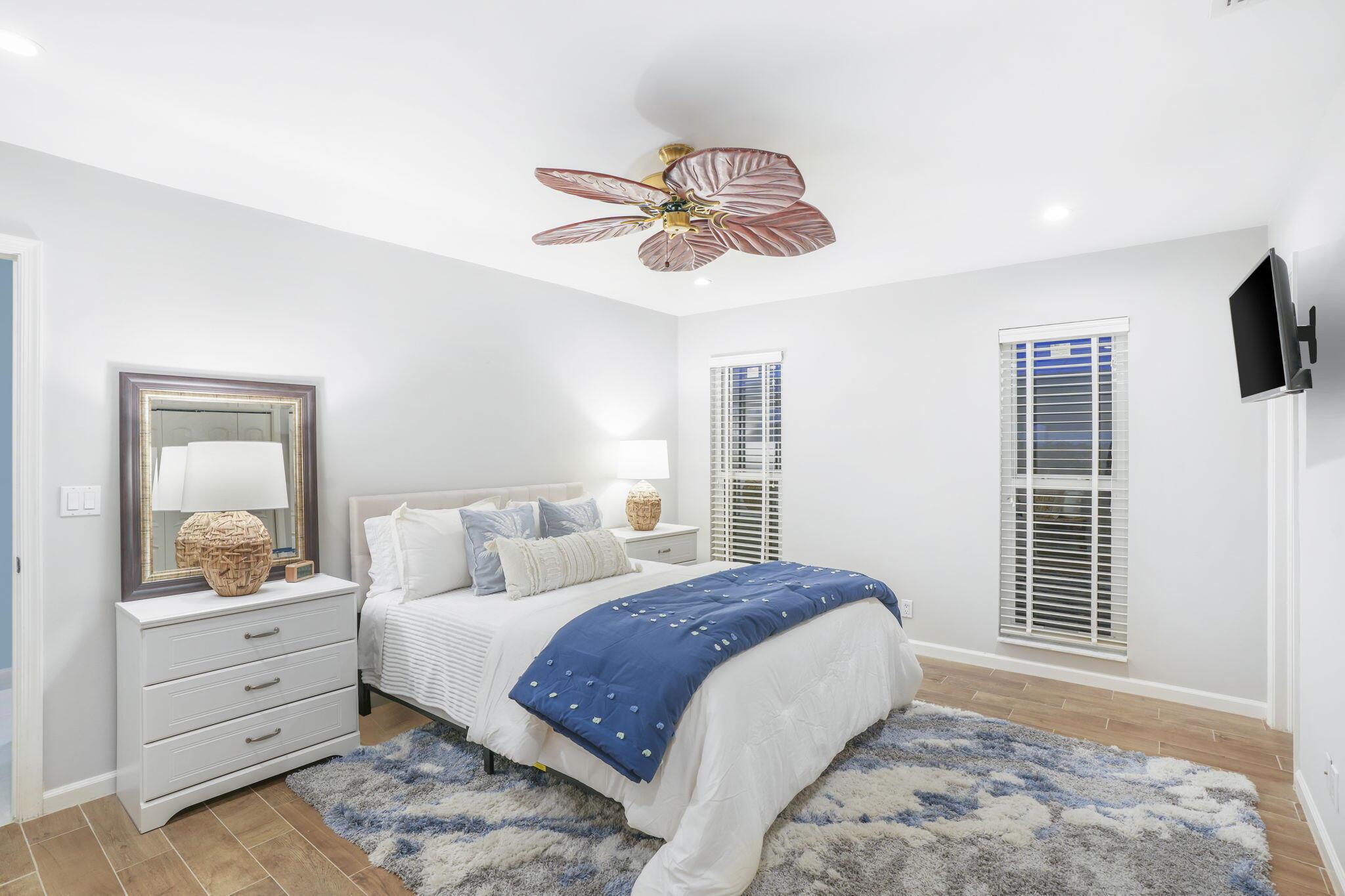 PALM BEACH ISLES 1 - Residential