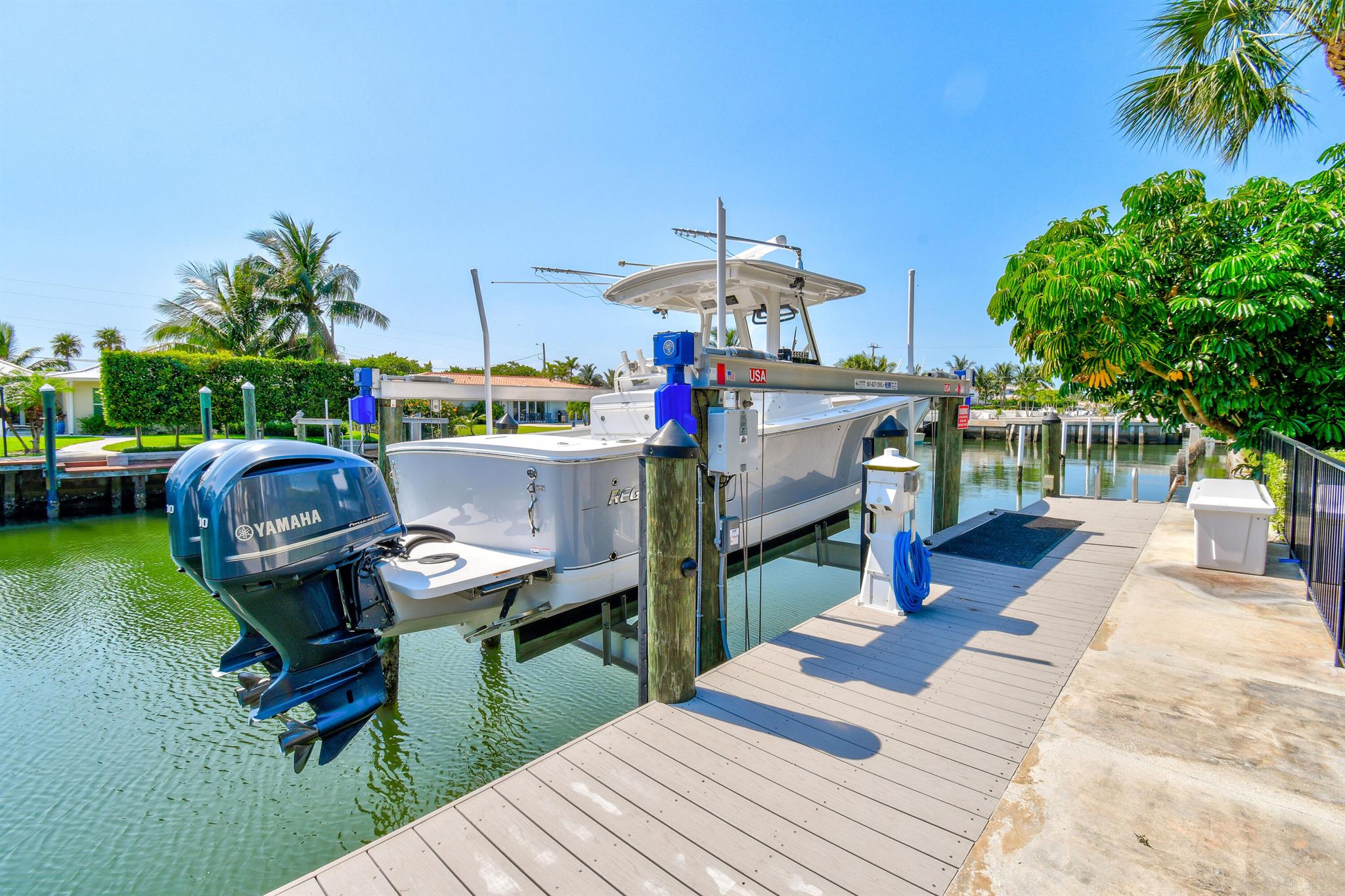 PALM BEACH ISLES 1 - Residential