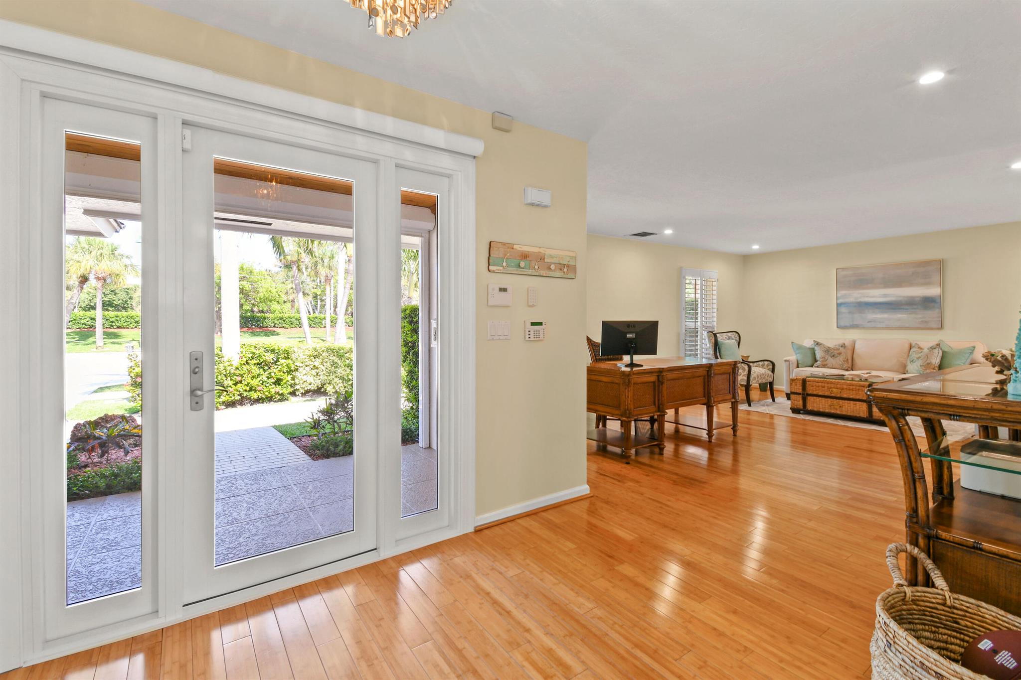 PALM BEACH ISLES 1 - Residential