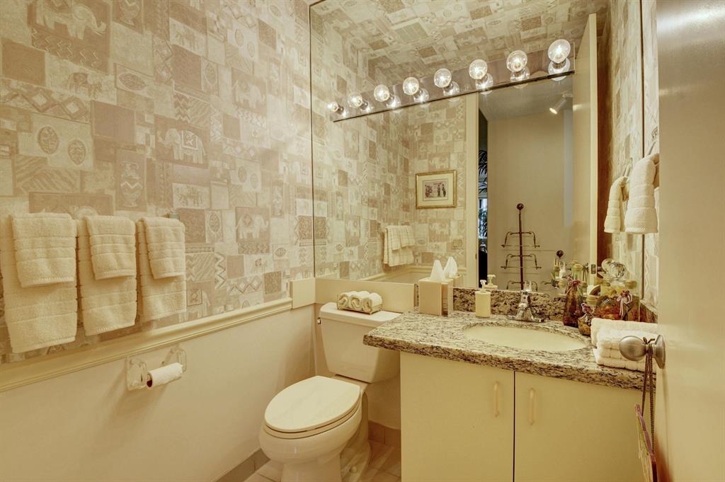 ASHBOURNE / POLO CLUB - Residential