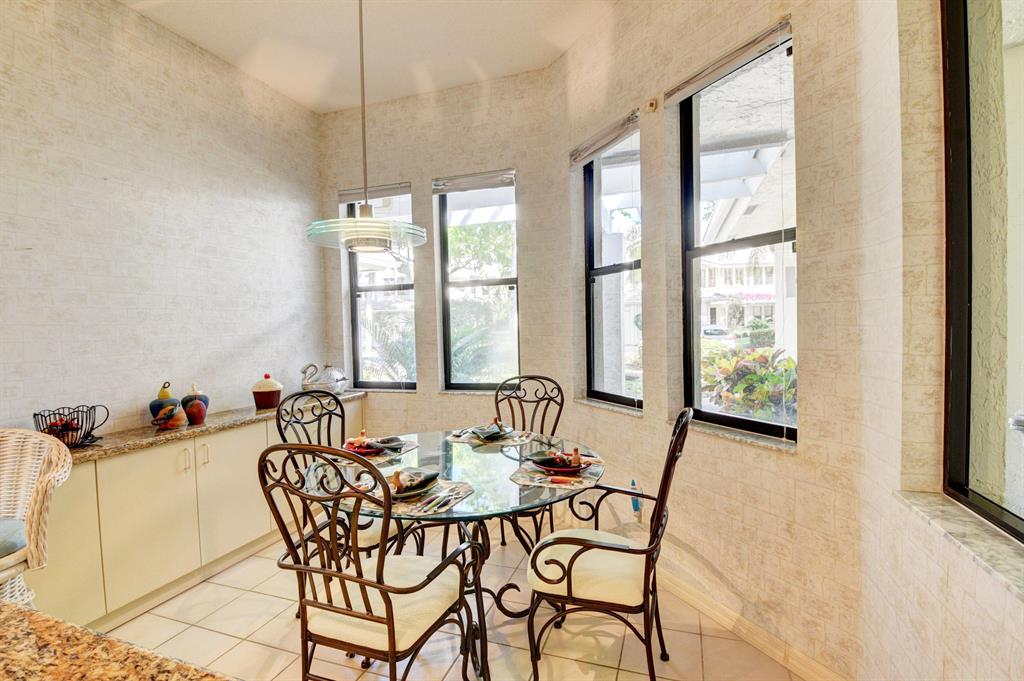 ASHBOURNE / POLO CLUB - Residential