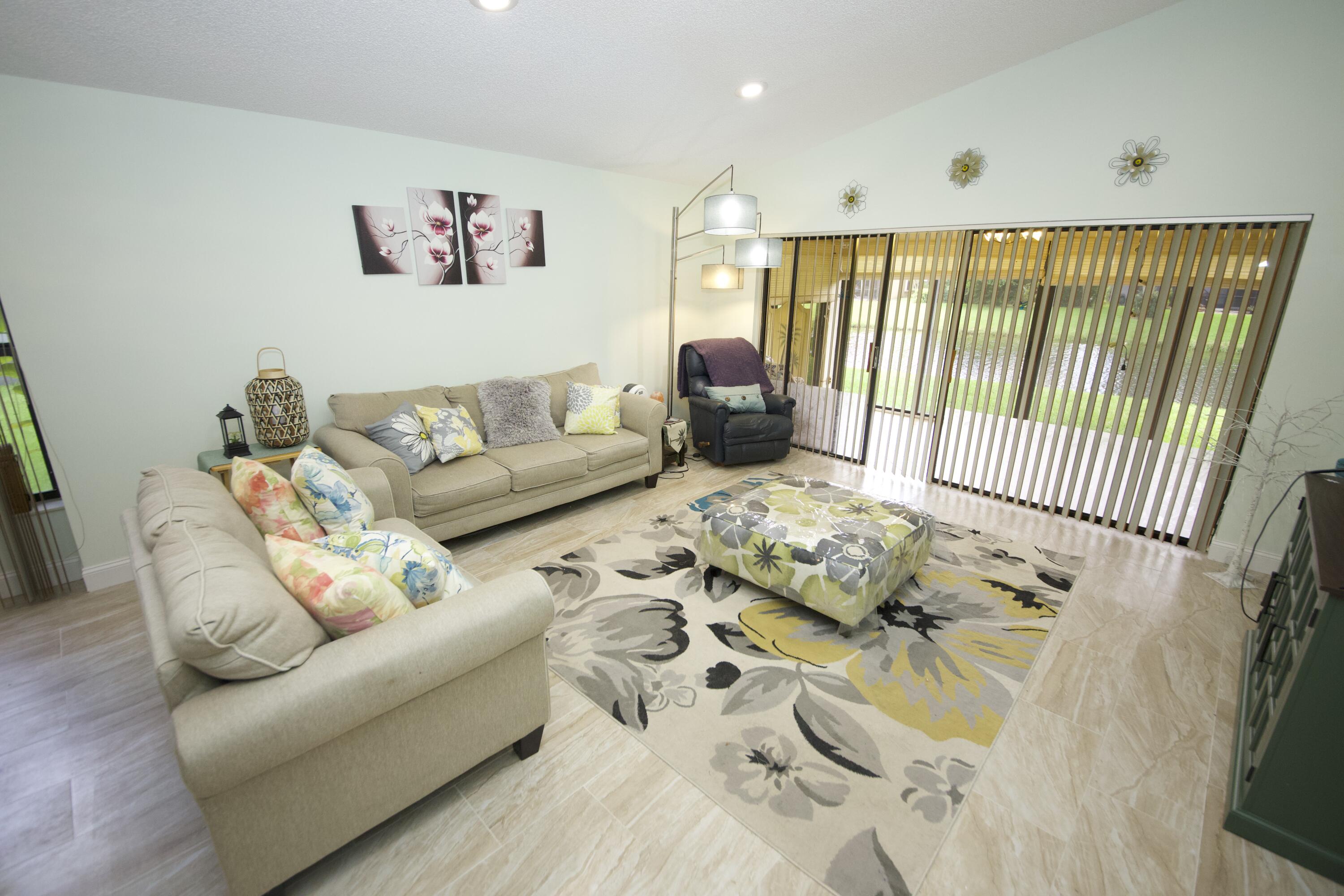 TARTAN COCONUT CREEK - Residential