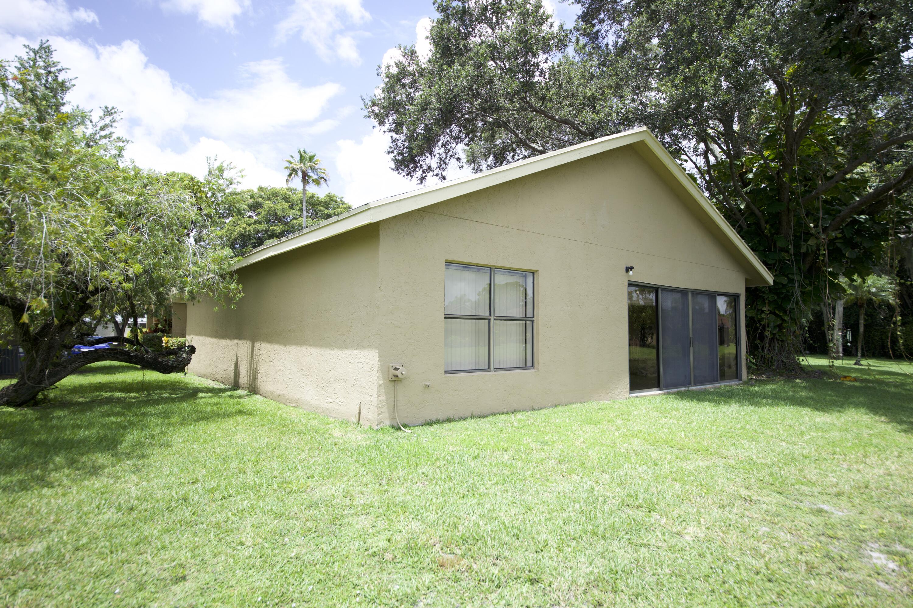 TARTAN COCONUT CREEK - Residential