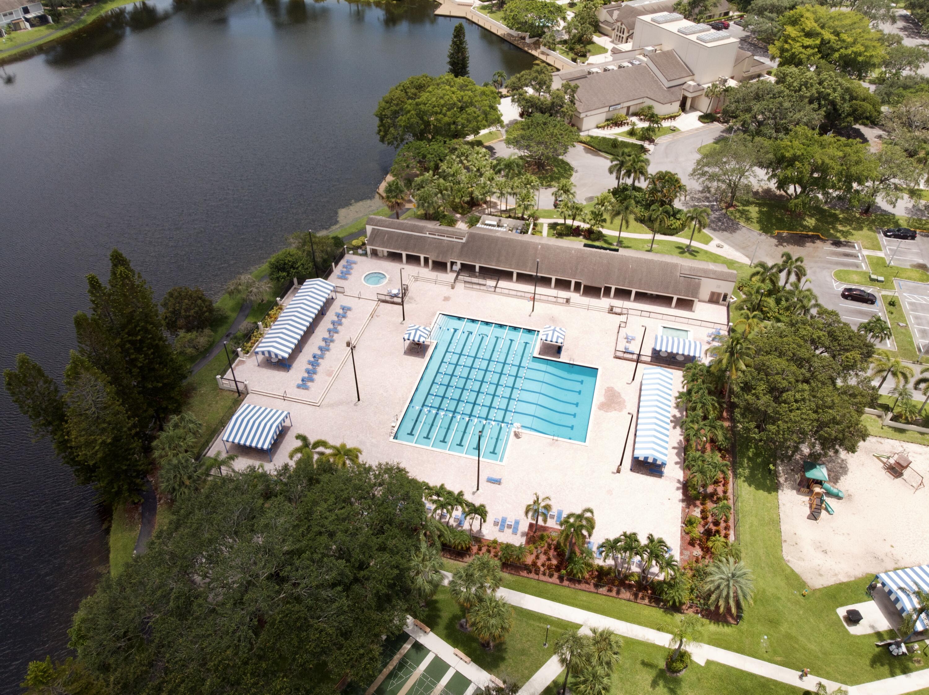 TARTAN COCONUT CREEK - Residential