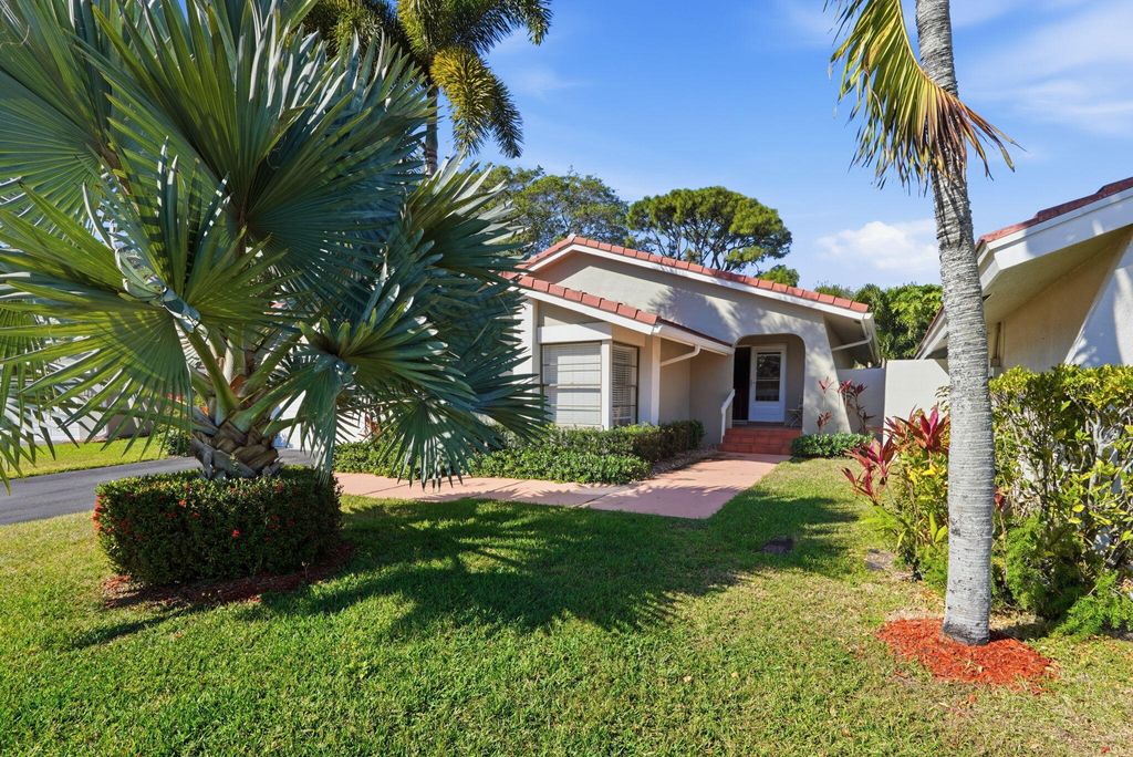 Photo of 2842 Kelly Brooke Lane, Deerfield Beach, FL 33442 (MLS # R11166804)