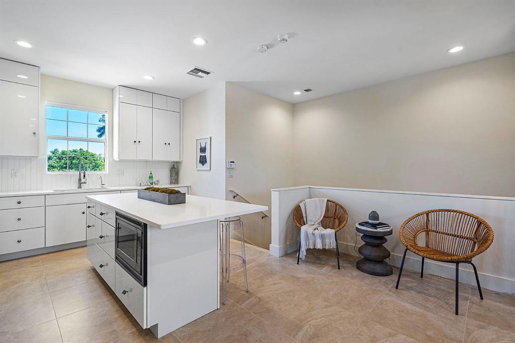 Vista Del Mar - Residential