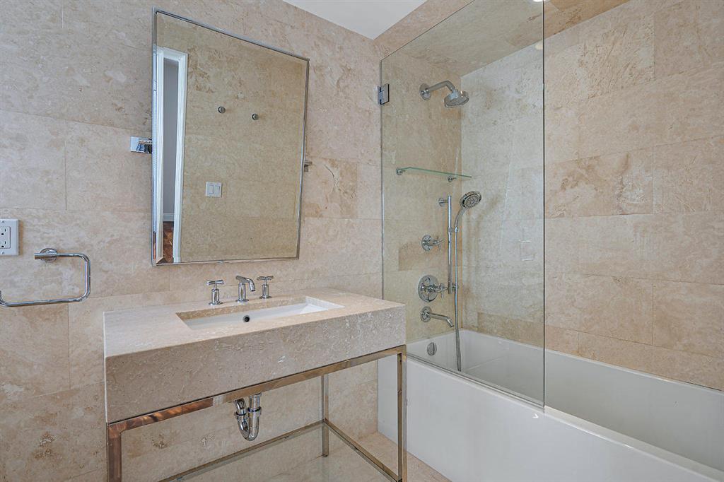 Vista Del Mar - Residential