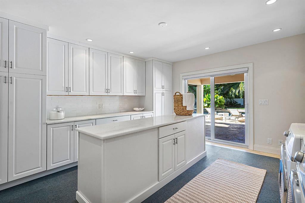 Vista Del Mar - Residential