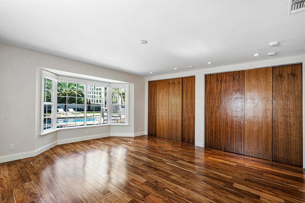 Vista Del Mar - Residential