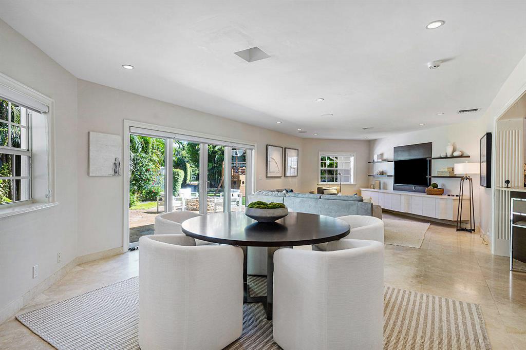 Vista Del Mar - Residential