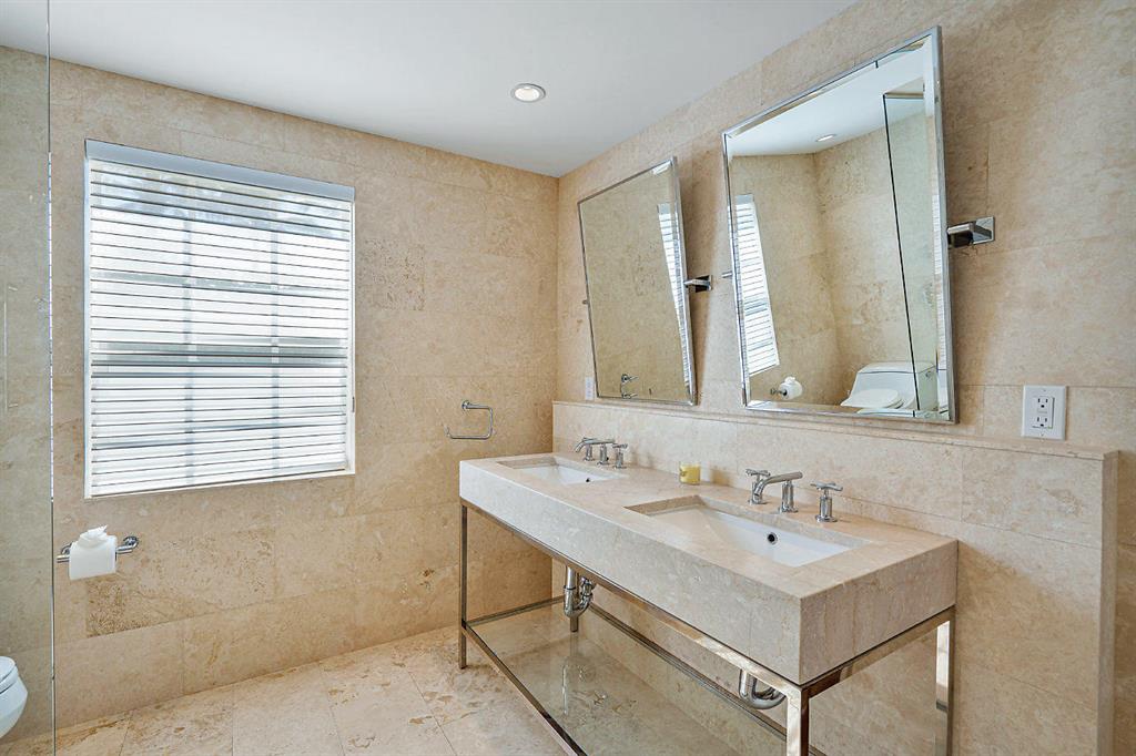 Vista Del Mar - Residential